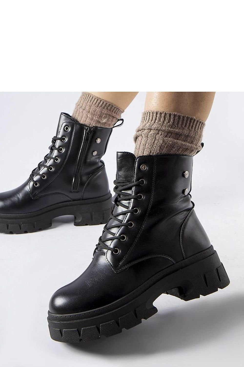 Laarsjes model 207928 Solea